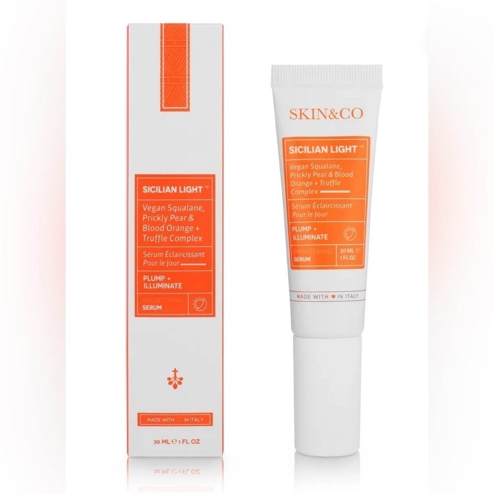 Sicilian Light Brightening Serum by Skin & Co - Picture 2 of 3